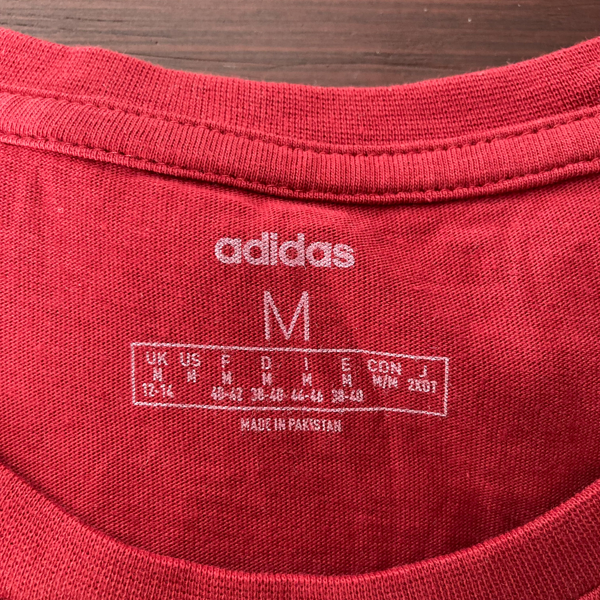 Adidas T-Shirt mit Logo Print - Bild 4
